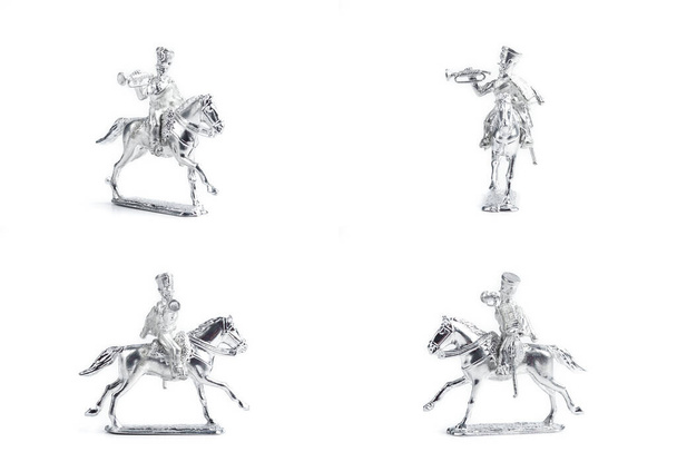 4 en 1 image de soldats d'étain non colorés sur le fond blanc - Photo, image