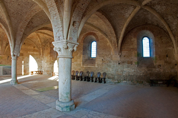 Ruinas de la abadía de San Galgano, Italia - Foto, imagen