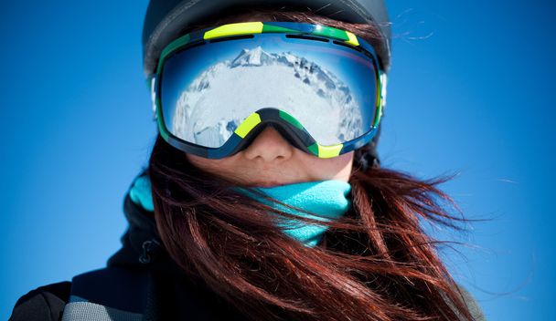 Woman on summit in alps - Foto, imagen