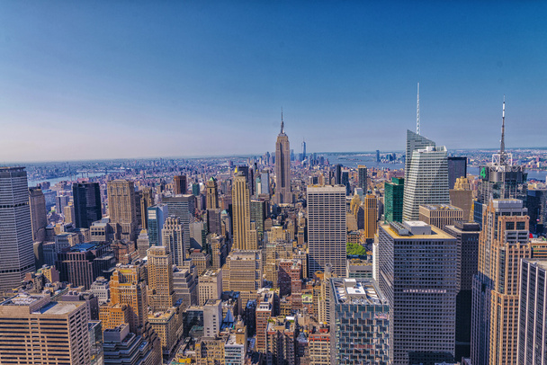 Bela vista do horizonte de Nova York
 - Foto, Imagem