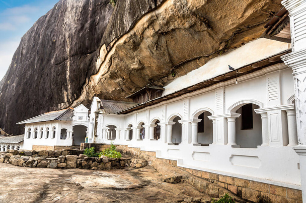 The Dambulla Cave Temple in Dambulla, Sri Lanka - Fotoğraf, Görsel
