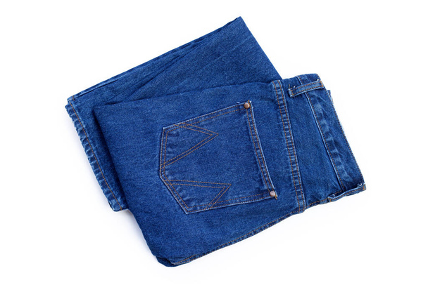 modré džíny izolované na bílém pozadí. - Fotografie, Obrázek