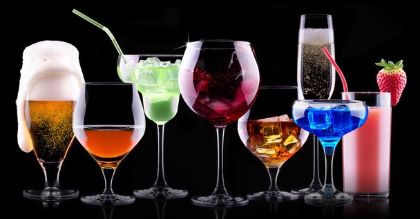 Different alcohol drinks set - Fotografie, Obrázek