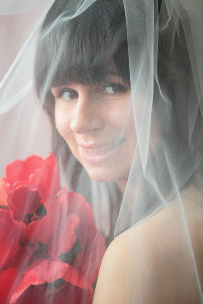 νύφη με τουλίπες - Φωτογραφία, εικόνα