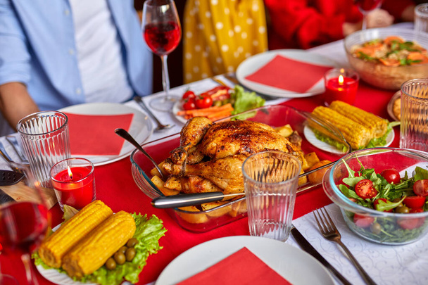 roast chicken on decorated christmas table - Fotoğraf, Görsel