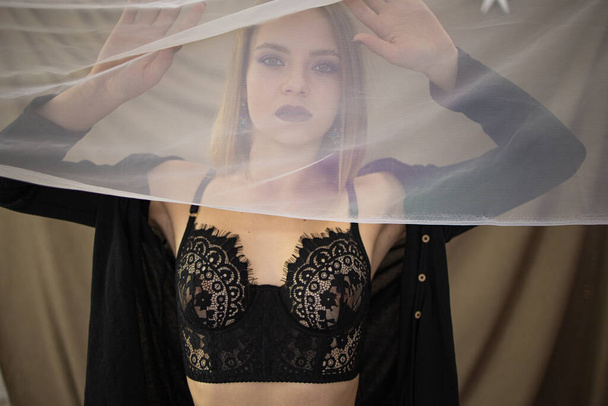 Beauty Female Body In Underwear in black lace lingerie - Foto, imagen