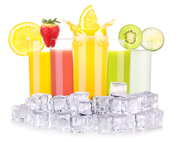chutné letní ovocné nápoje ve skle s logem - Fotografie, Obrázek