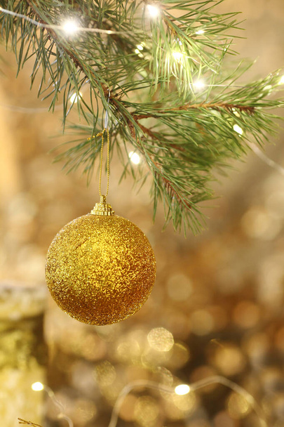Christmas frame. Christmas balls, garland, red and golden decorations - Fotoğraf, Görsel