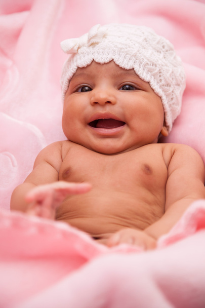 Imádnivaló kis afro-amerikai baba lány - fekete emberek - Fotó, kép