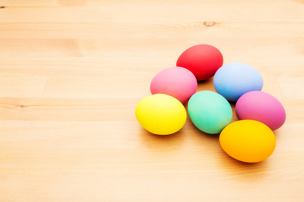 Цветные пасхальные яйца
 - Фото, изображение