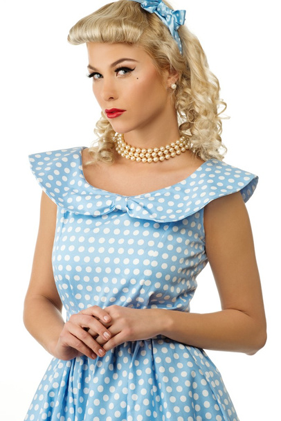 Seksikäs blondi pin up tyyli nuori nainen sininen mekko
 - Valokuva, kuva