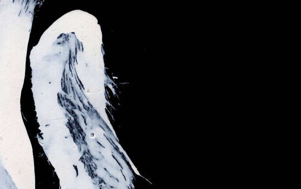 Dinamikus fehér ecset stroke fekete háttér zen stílus háttér és textúra - Fotó, kép