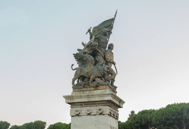 Алтарь Отечества на площади Венеции Рим, Италия - Фото, изображение