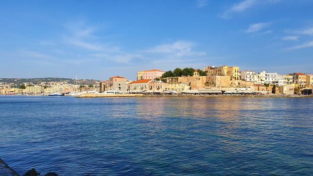 Παλιό Ενετικό Λιμάνι Χανίων, Κρήτη, Ελλάδα. - Φωτογραφία, εικόνα
