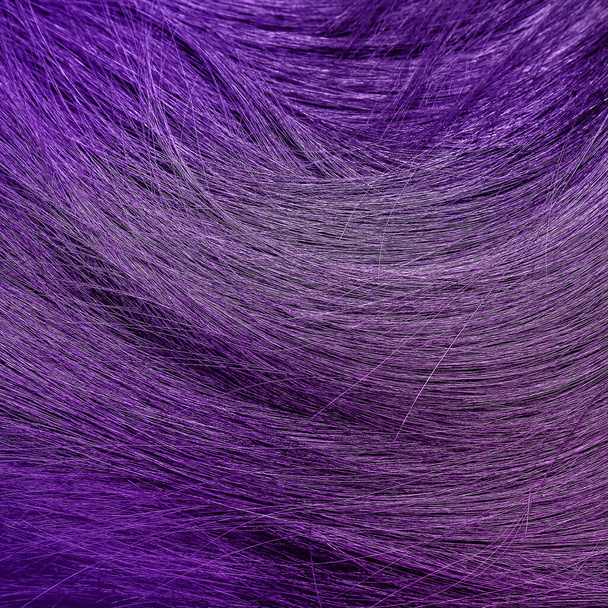 Hosszú lila haj, mint a háttér, közelről - Fotó, kép
