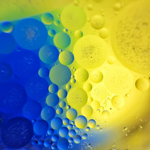 Мыльные пузыри абстрактный красочный фон с ярким цветом - Фото, изображение