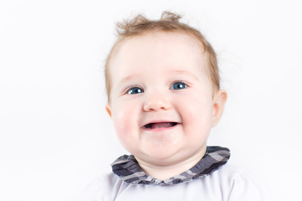 Beautiful smiling baby girl - Φωτογραφία, εικόνα
