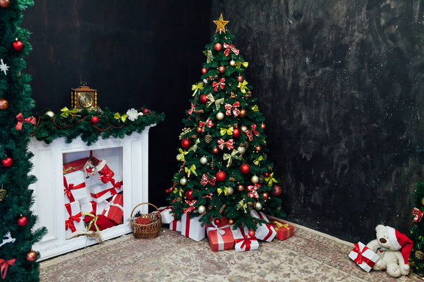 Dekor Weihnachtsbaum präsentiert Neujahrsschmuck - Foto, Bild