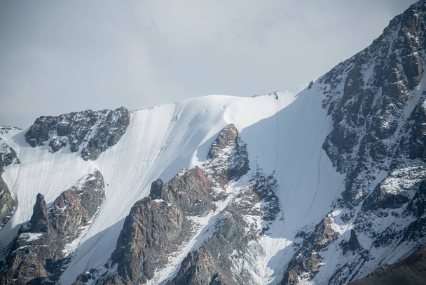Karlı dağların manzarası - Fotoğraf, Görsel