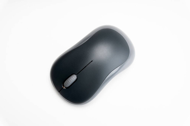 Bezdrátová počítačová myš na bílém pozadí - Fotografie, Obrázek