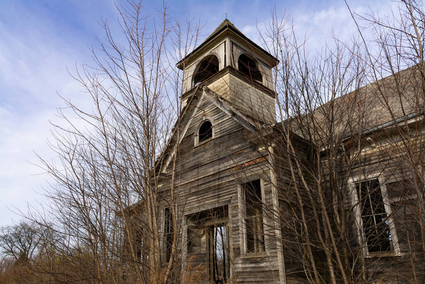 Old abandoned schoolhouse in rural Illinois.  Elmira, Illinois, USA - Photo, Image