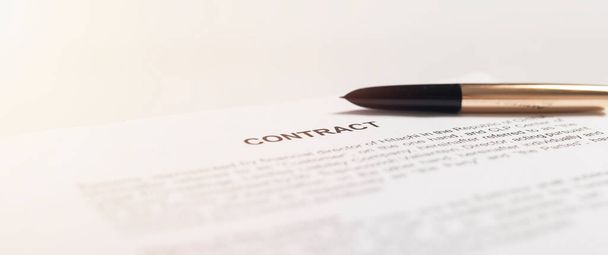 golden pen on the contract papers close up, banner. - Foto, Imagem
