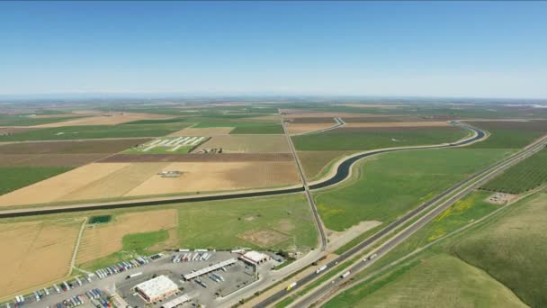 Aerial Governor Brown aqueduct freeway farming landscape USA - Filmati, video