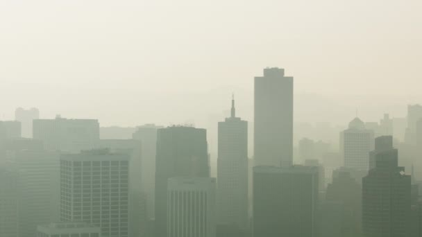 Pollution aérienne par la fumée causée par le feu de camp - Séquence, vidéo