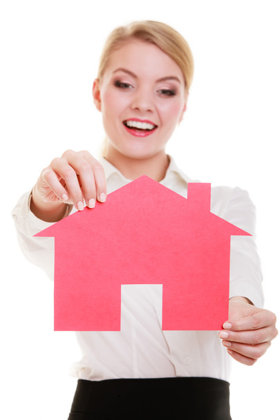 Business woman real estate agent holding red paper house - Φωτογραφία, εικόνα