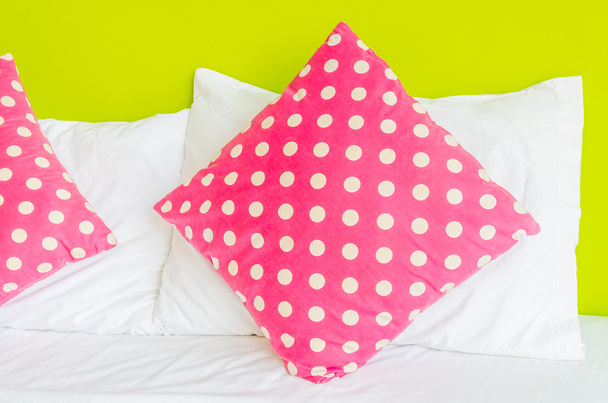 renkli polka yastık - Fotoğraf, Görsel