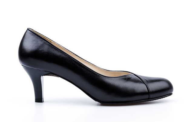 Кожаная чёрная обувь
 - Фото, изображение