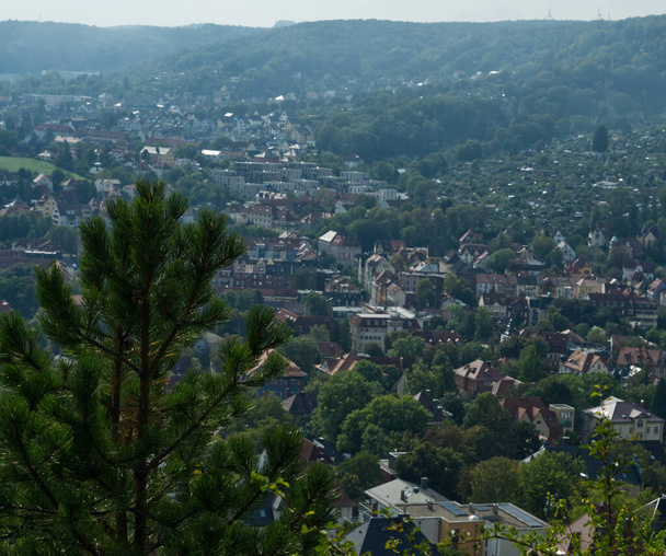 Pohled z landgrafen na Jenas cityscape v létě - Fotografie, Obrázek