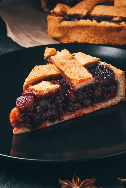 Freshly baked homemade pie with berries. - Фото, зображення