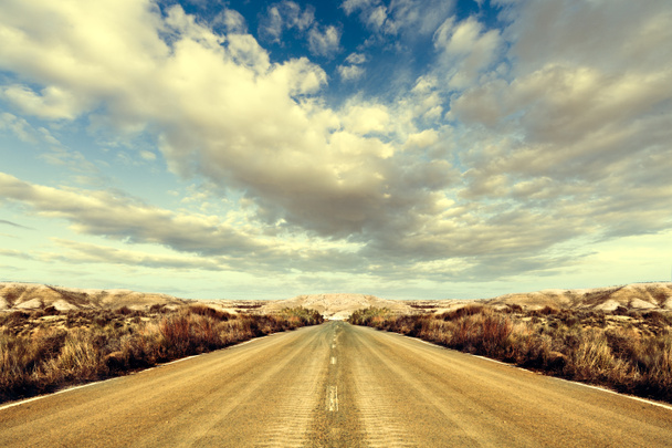 έρημο οδικό ταξίδι - Φωτογραφία, εικόνα