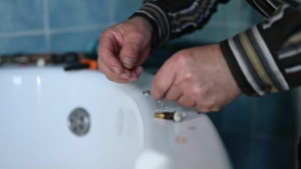 Damladığında evdeki musluğu tamir et - Video, Çekim