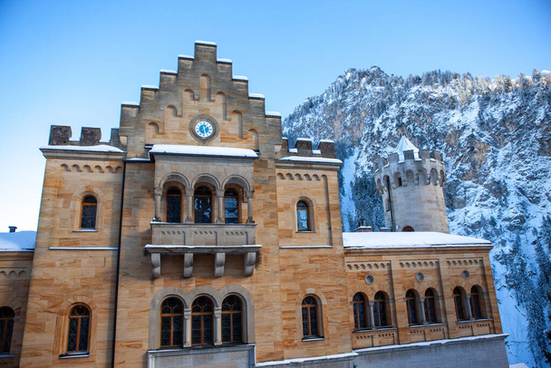 Conte de fées Château Neuschwanstein en Bavière. Fussen Bavière, Allemagne. Le château le plus célèbre et touristique. - Photo, image