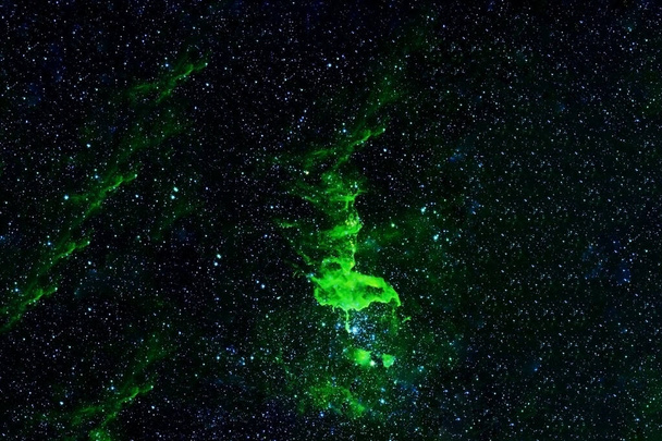 Galáxia verde no espaço profundo. Elementos desta imagem foram fornecidos pela NASA. Foto de alta qualidade - Foto, Imagem