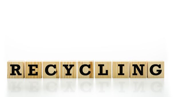Концептуальное изображение со словом Recycling
 - Фото, изображение