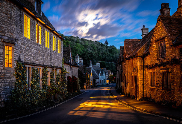 View of Castle Combe, a village and civil parish within the Cotswolds Area of Natural Beauty in Wiltshire, England - Photo, Image