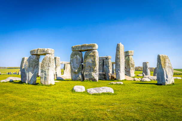 Blick auf Stonehenge im Sommer, England - Foto, Bild