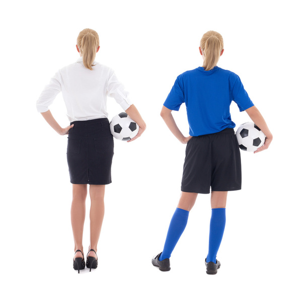vista de mulher em azul uniforme de futebol e mulher de negócios com traseira - Foto, Imagem