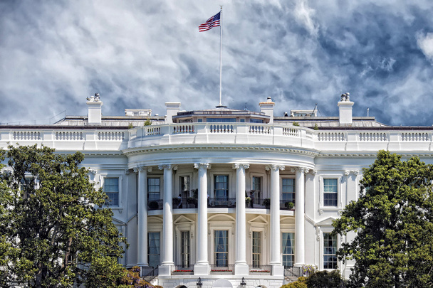Casa Branca de Washington no dia ensolarado
 - Foto, Imagem