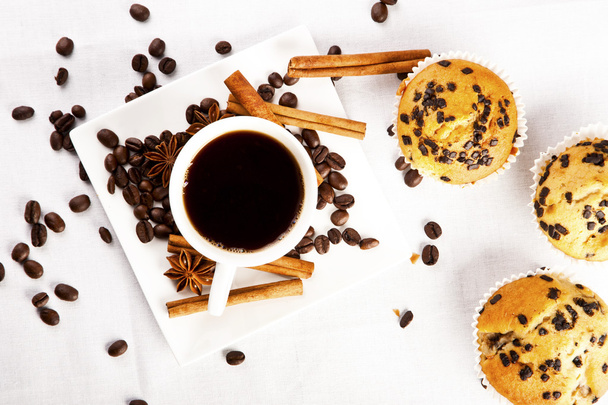 heißer Kaffee und Muffin - Foto, Bild