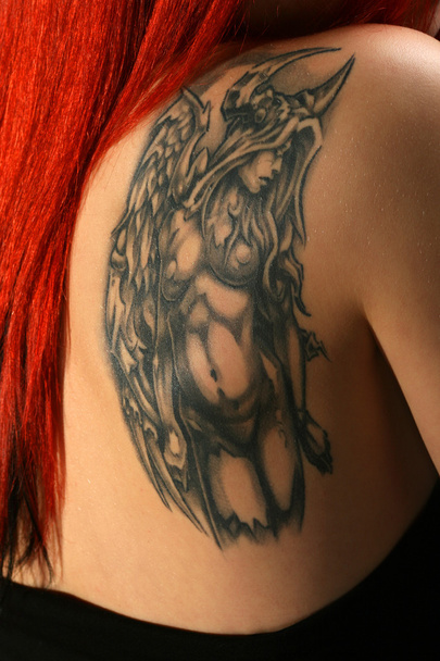 dziewczynka z tatuaż piękny - Zdjęcie, obraz