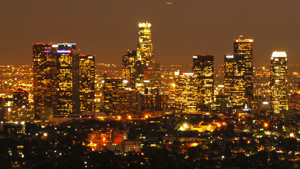 Центр міста Лос-Анджелес горизонту сутінки - Кадри, відео