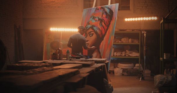 Man schilderij portret van Afrikaanse vrouw - Foto, afbeelding