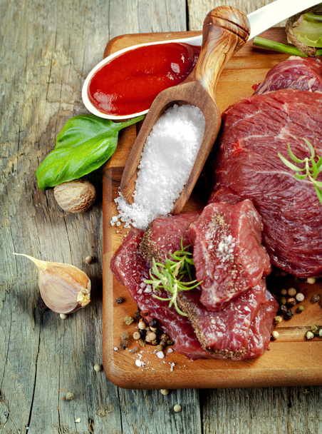 Raw meat with herbs - Photo, Image