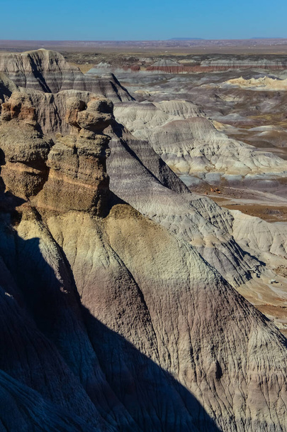 The Painted Desert on a sunny day. Diverse sedimentary rocks and clay washed out by water. Petrified Forest National Park, USA,  Arizona - Foto, Bild