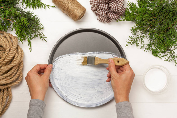 DIY Craft Pizza Pan Weihnachtsschild Schritt 2 - Foto, Bild