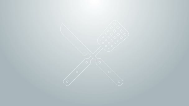 Ligne bleue Couteau croisé et icône de spatule isolés sur fond gris. Couteau barbecue et signe de spatule. Barbecue et outils de grill. Animation graphique de mouvement vidéo 4K - Séquence, vidéo